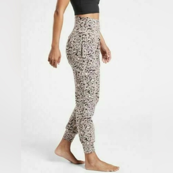 LIKE NEW Athleta Salutation High Rise Jogger | Yoga | Casual | Fall | Cozy - Picture 3 of 14